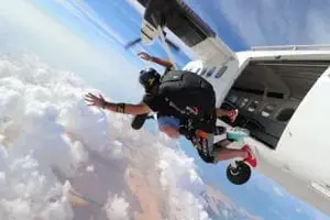 קורס צניחה חופשית מקצועי בצ'יאנג מאי - Israel Skydive Academy - תמונה 4