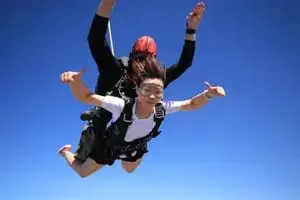 קורס צניחה חופשית מקצועי בצ'יאנג מאי - Israel Skydive Academy - תמונה 2