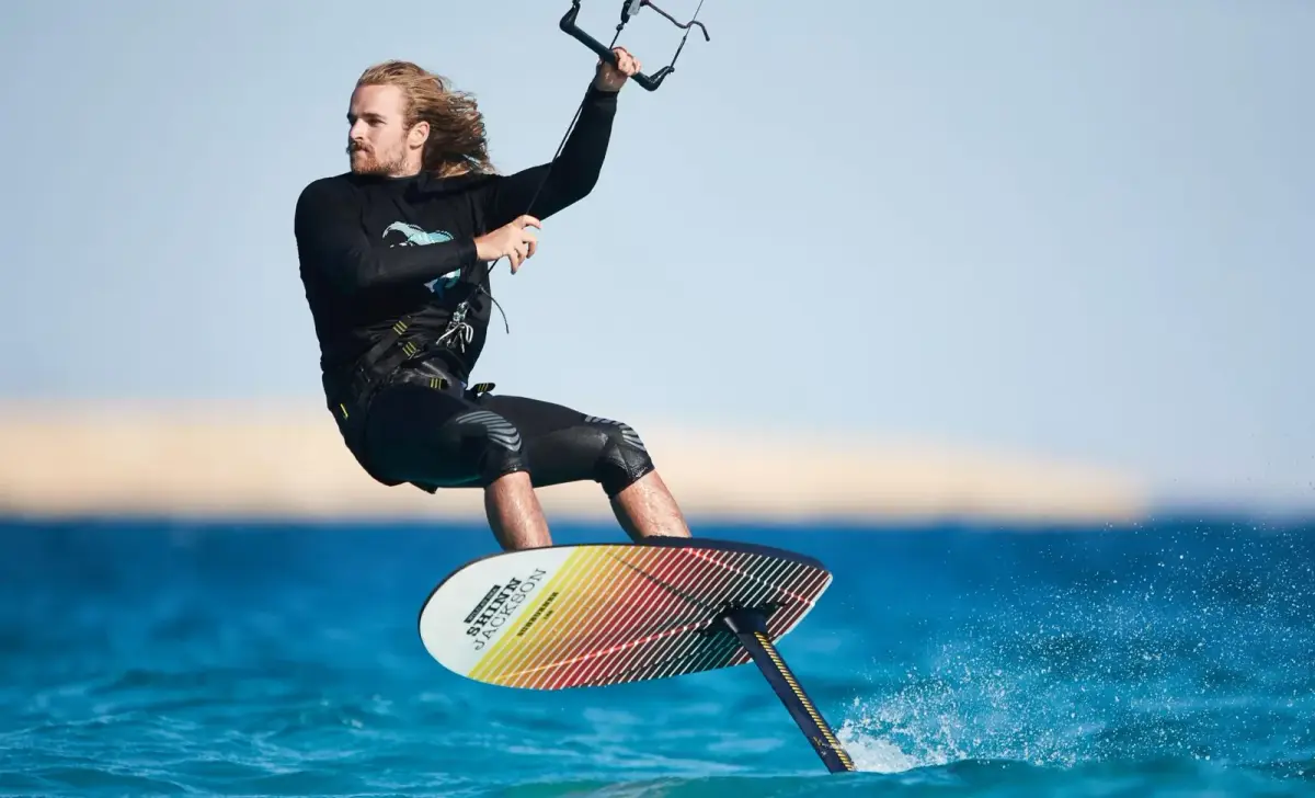 קייט פויל - Kitefoil - רשת Kiteboarding Asia (KBA) - תמונה 2