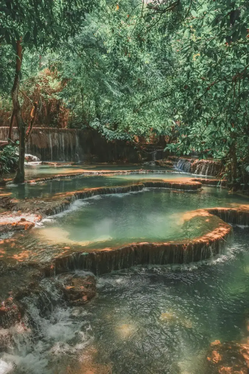 טיול יום למפלי קואנג סי עם המדריך סונג בלואנגפרבאנג - תמונה 2