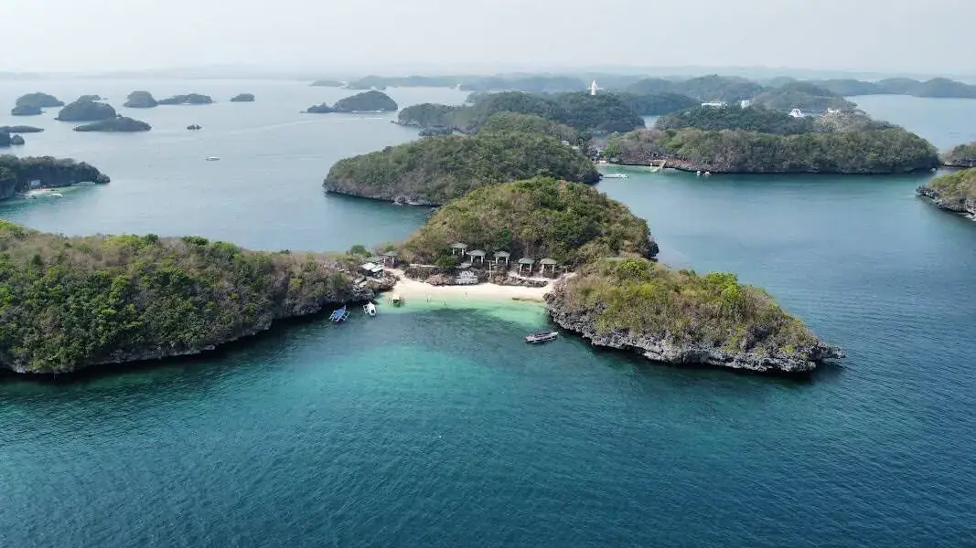 Hundred Islands Hopping Tour