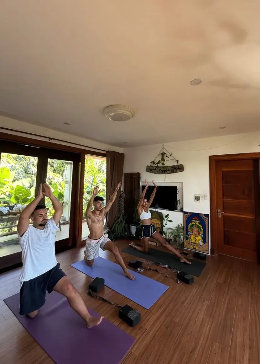 יוגה ב־Riverside Yoga and Ice Bath הוי אן - תמונה 5