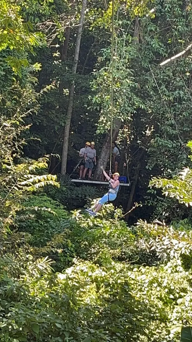 אומגות בקוסמוי עם Treetop Tour - תמונה 3