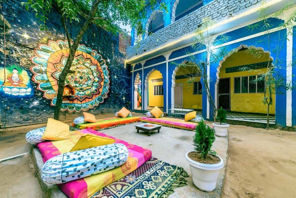 hide in Pushkar