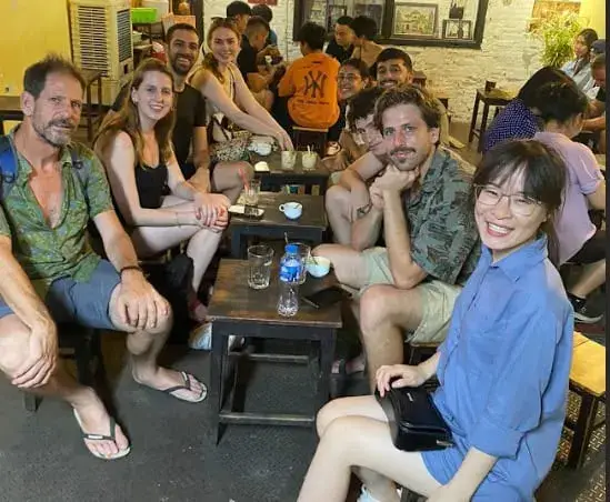 סיור אוכל רגלי ברובע העתיק בהאנוי