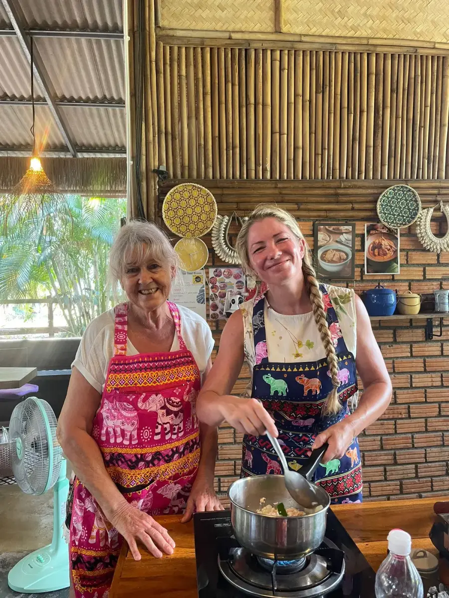 סדנת בישול תאילנדי ביתית - Proud Home Cooking Class - תמונה 5