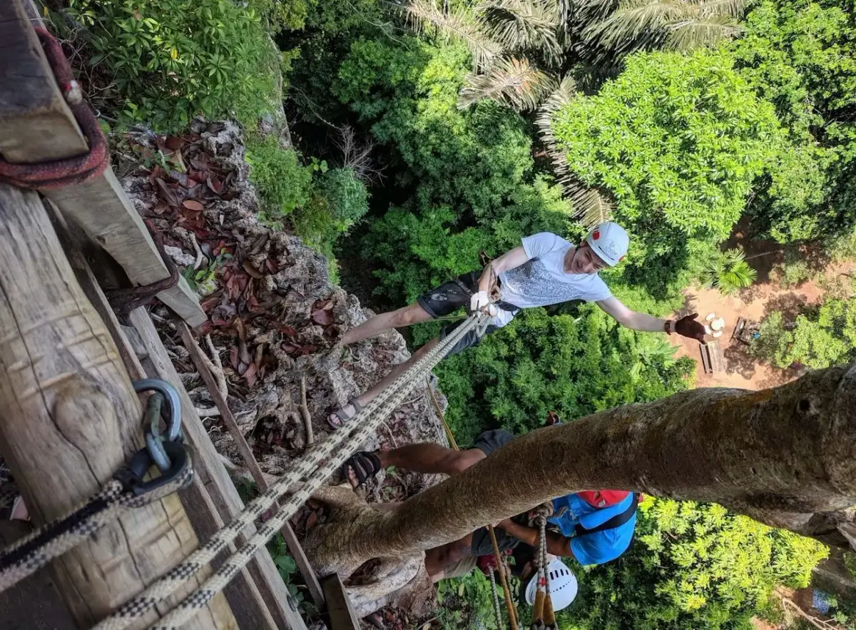 אומגות בג'ונגל בקראבי (Zipline Adventure) - תמונה 5