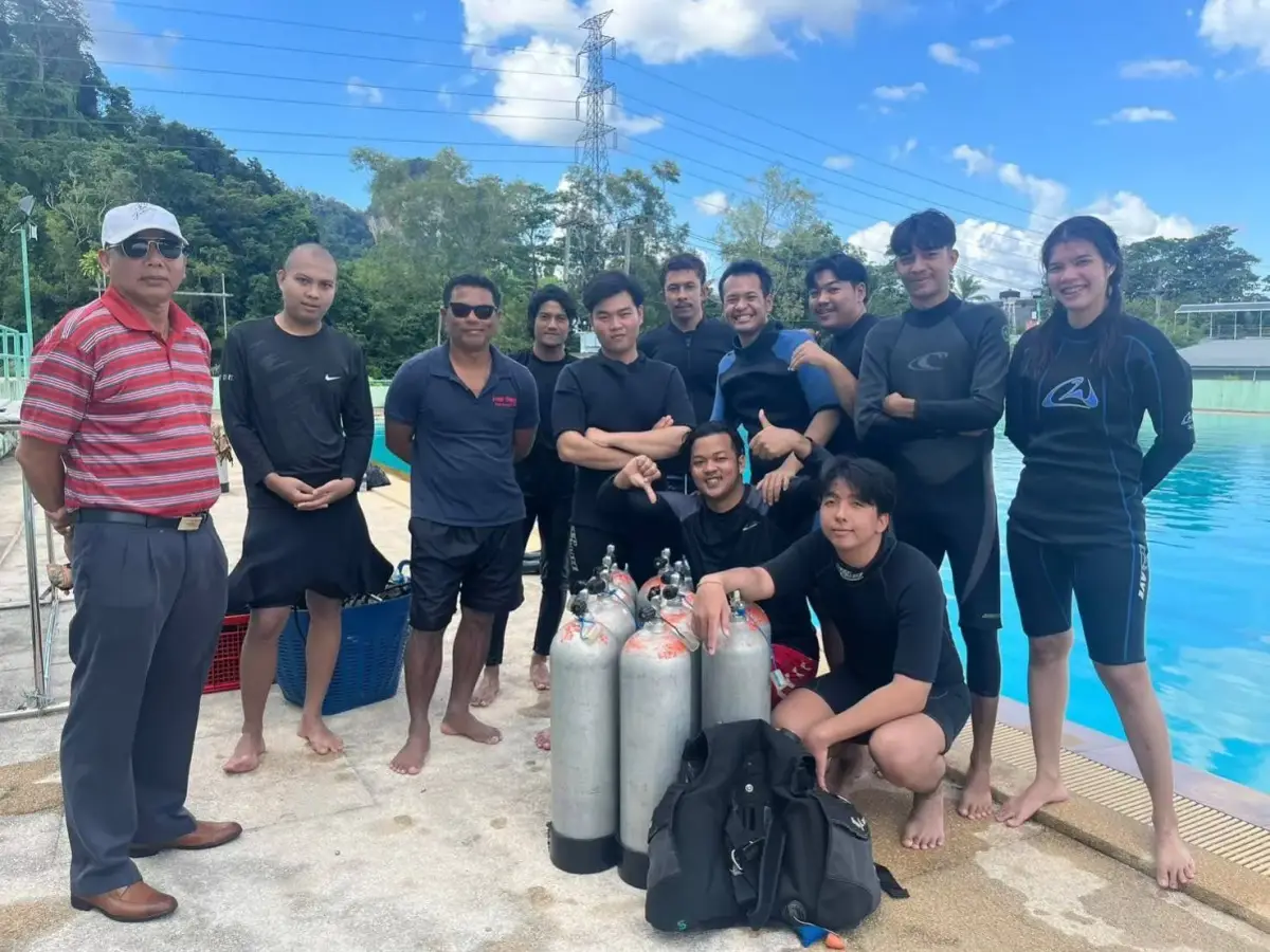 צלילה בקראבי עם מועדון Krabi Diving Center - תמונה 2