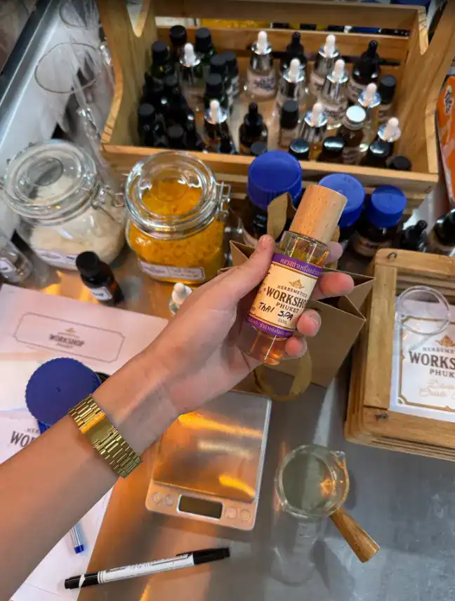 Herbsmetics - סדנה להכנת בשמים בפוקט - תמונה 2