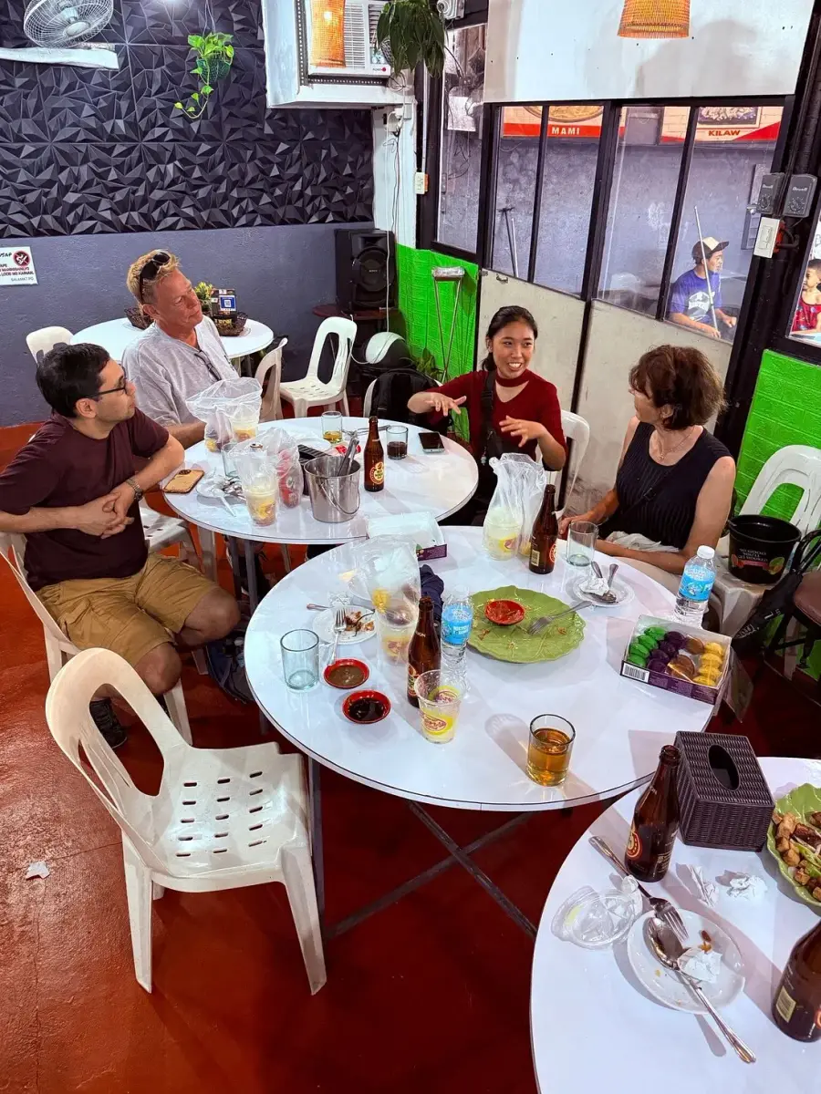 1. כותרת סיור אוכל רחוב במנילה: 15 טעימות בשכונה מקומית אותנטית - תמונה 3