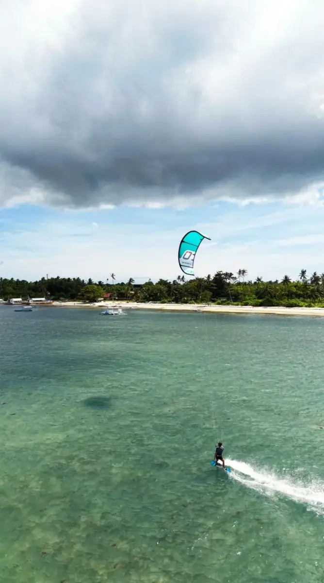 קורס קייטסרפינג מקצועי בבוהול – Hang Time Philippines - תמונה 4