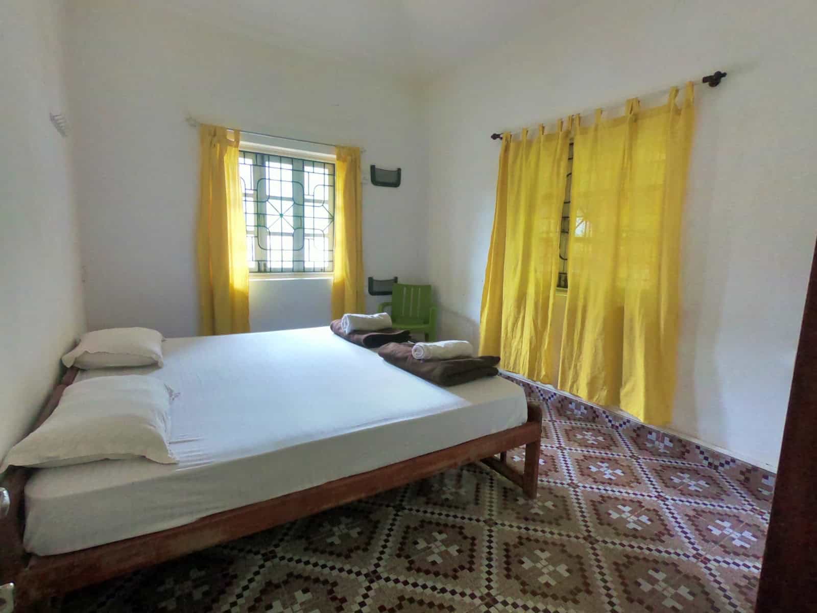 jungle hostel vagator - תמונה 1