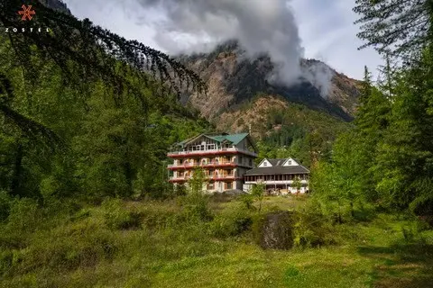 Zostel kasol