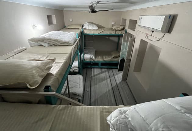 Jungle hostel jaipur ההוסטל הכי מגניב ג'איפור איסטקארד