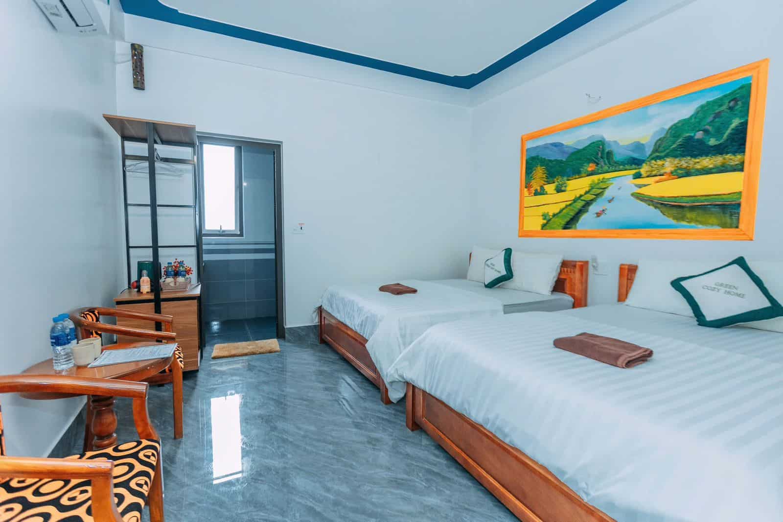 Green Riverside Cosy Home איסטקארד