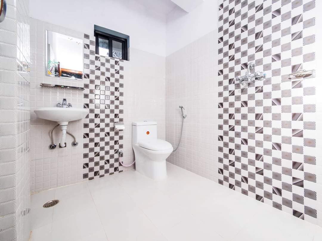 Sunflower Hotel הוסטלים בפוקרה איסטקארד