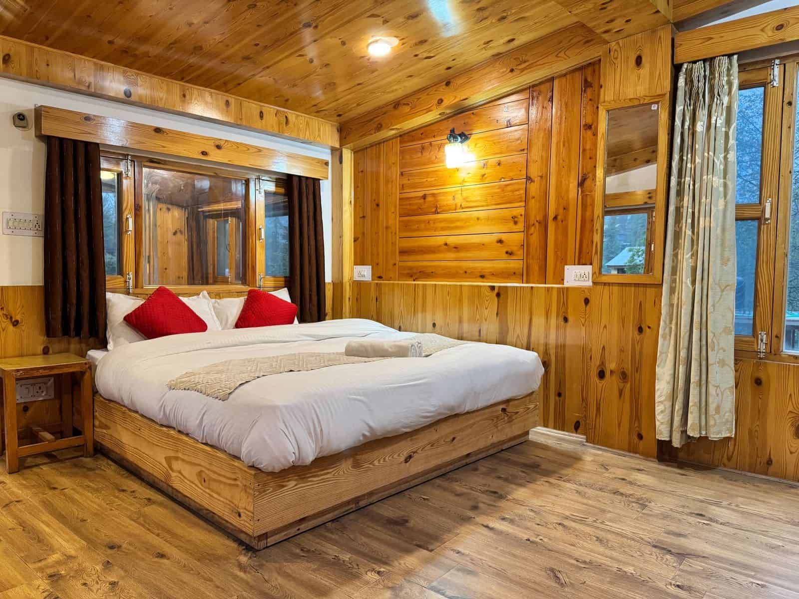 tiger inn הוסטלים שווים במנאלי איסטקארד