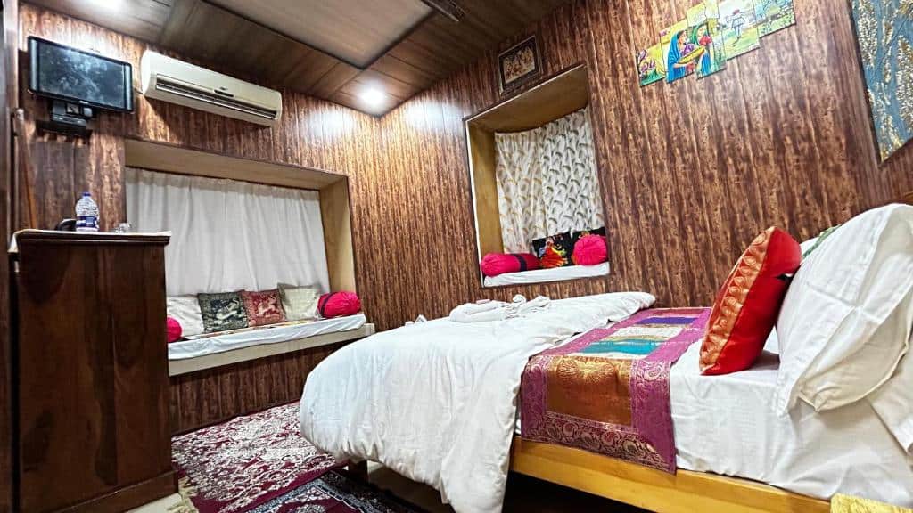 Hotel casa del sol הוסטלים בהודו איסטקארד