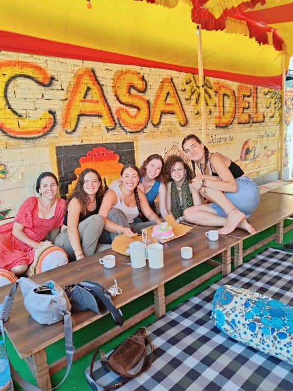 Hotel casa del sol הוסטלים בהודו איסטקארד