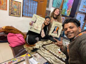 סדנת ציור בMadhubani Art Gallery רישיקש איסטקארד