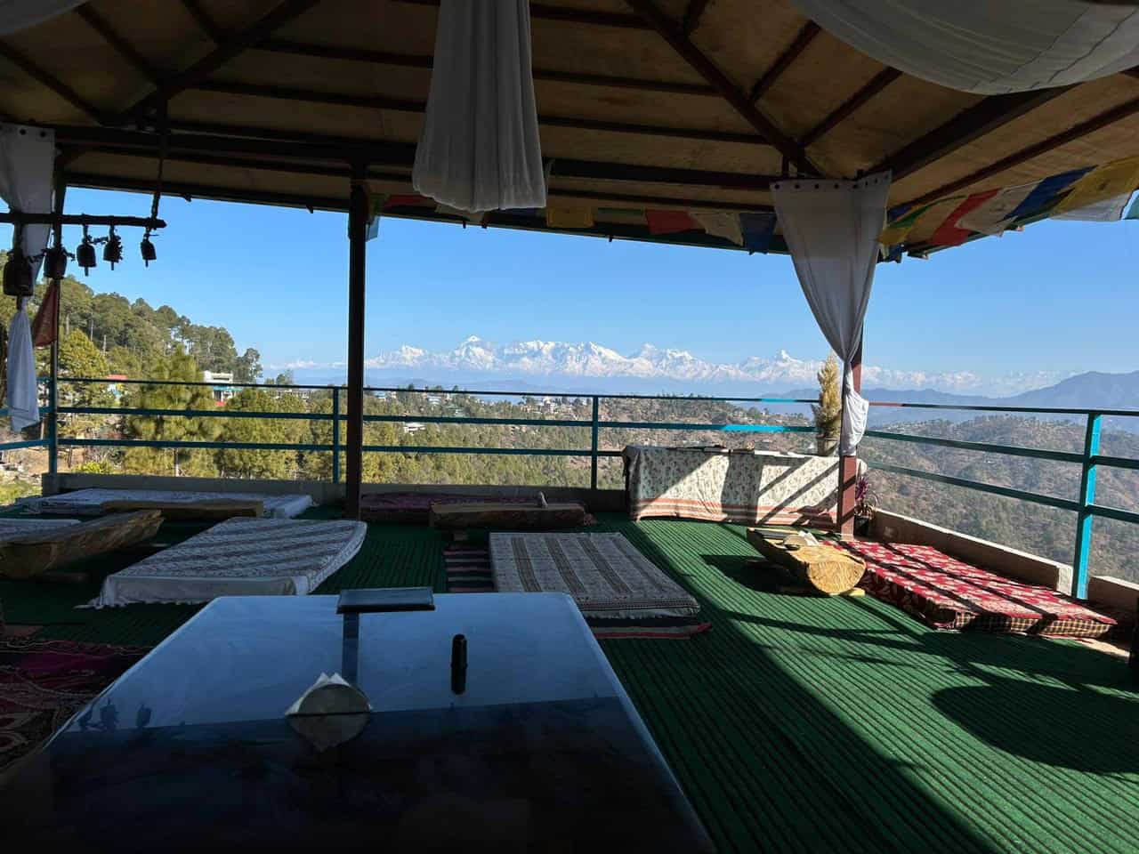 The Kasar Himalayan Heights הוסטלים בקאסר דיווי איסטקארד