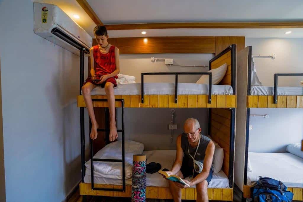 hide in Rishikesh הוסטלים ברישיקש איסטקארד