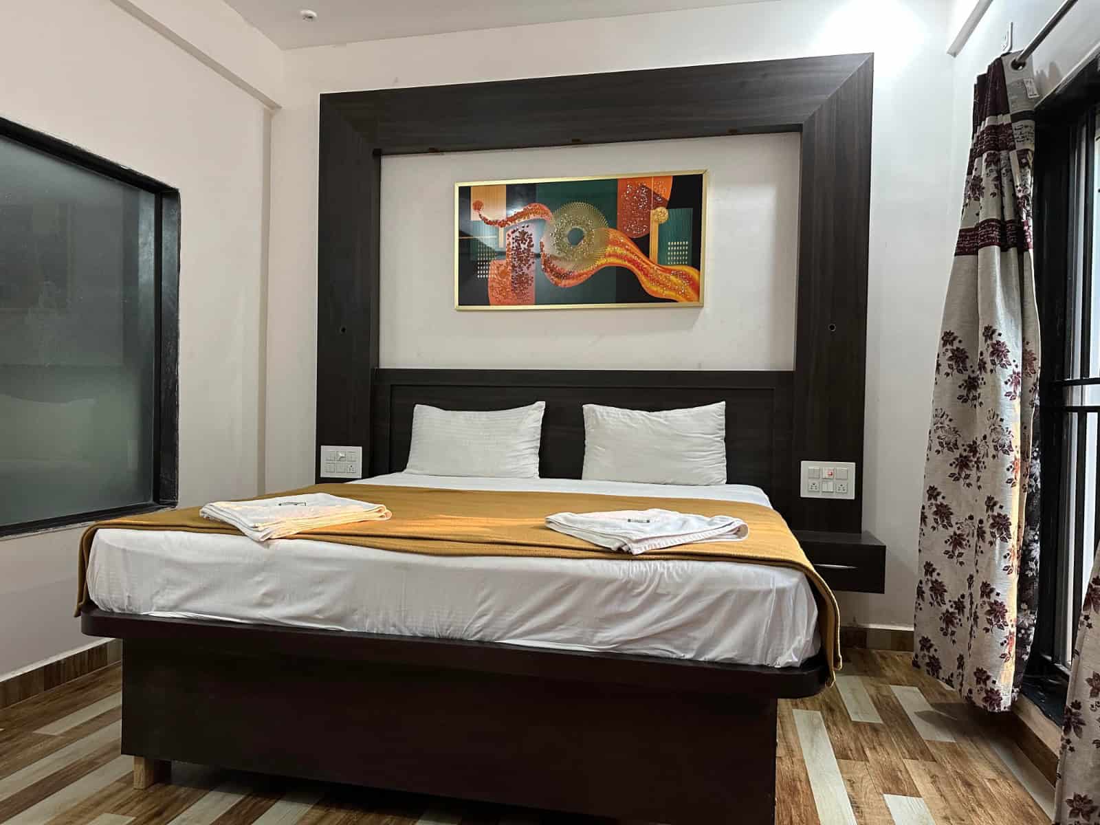 Lotus Beach Resort ריזורט בגואה, הודו איסטקארד