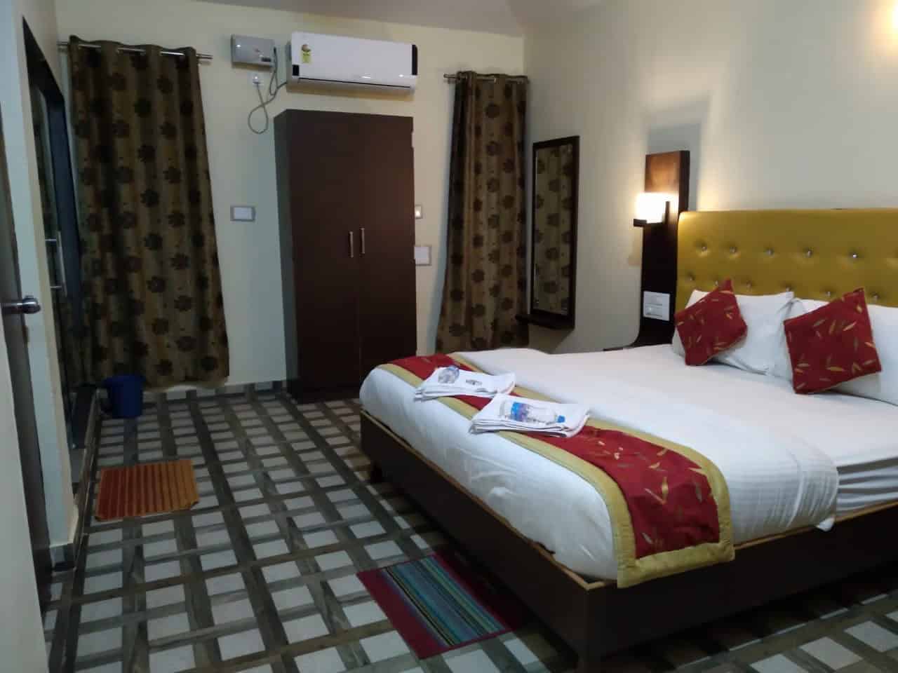 Lotus Beach Resort ריזורט בגואה, הודו איסטקארד