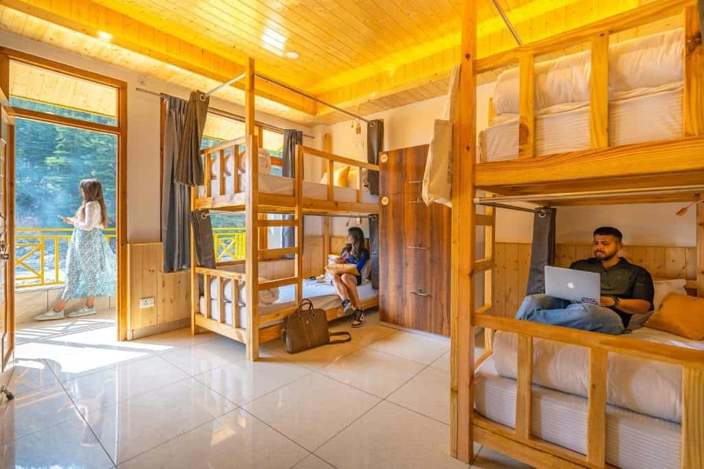 The Social Stays Kasol הוסטלים שווים בקסאול, הודו איסטקארד