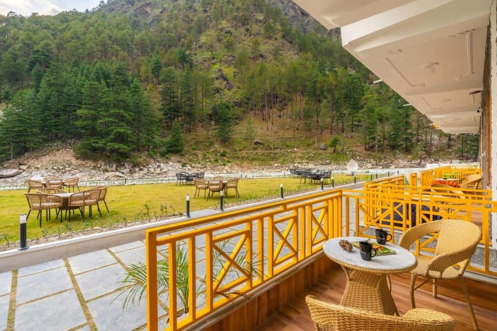 The Social Stays Kasol הוסטלים שווים בקסאול, הודו איסטקארד