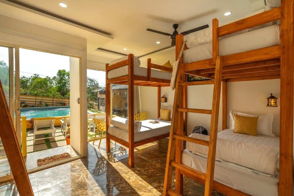 The Social Stays Goa Morjim הוסטלים שווים בגואה,הודו איסטקארד.