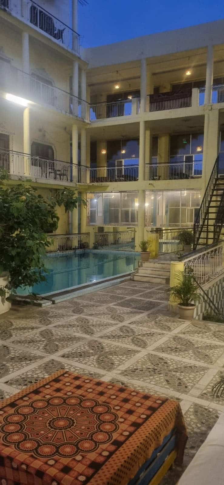 Hotel Oasis הוסטל לישראלים בפושקר, הודו איסטקארד