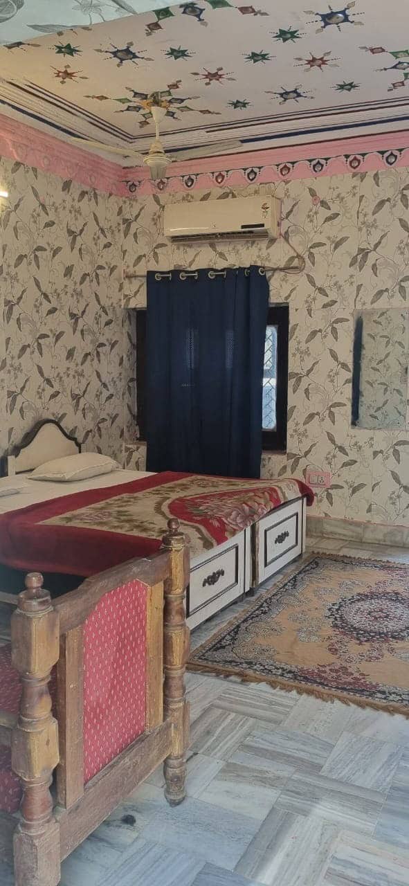 Hotel Oasis הוסטל לישראלים בפושקר, הודו איסטקארד