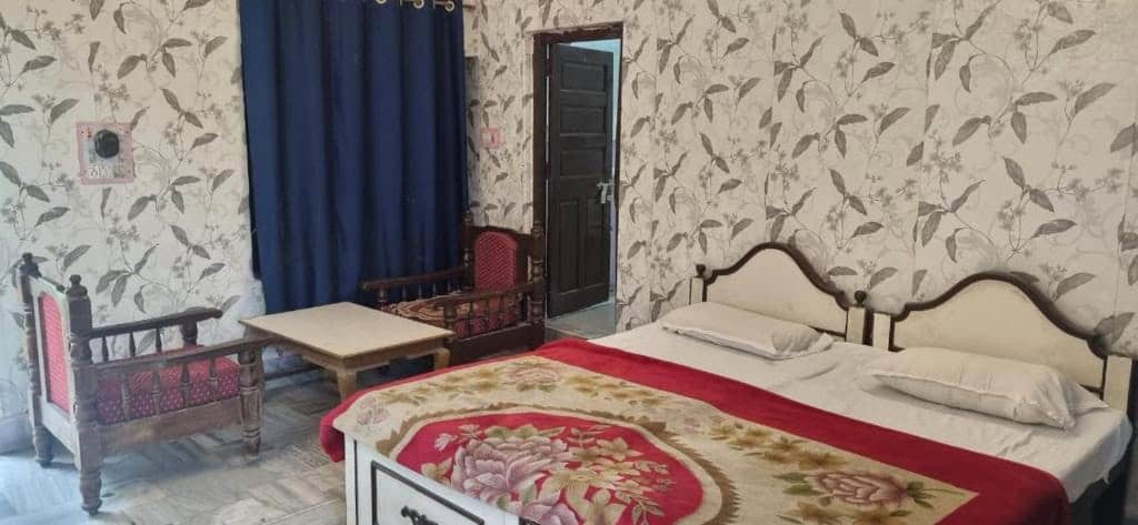 Hotel Oasis הוסטל לישראלים בפושקר, הודו איסטקארד