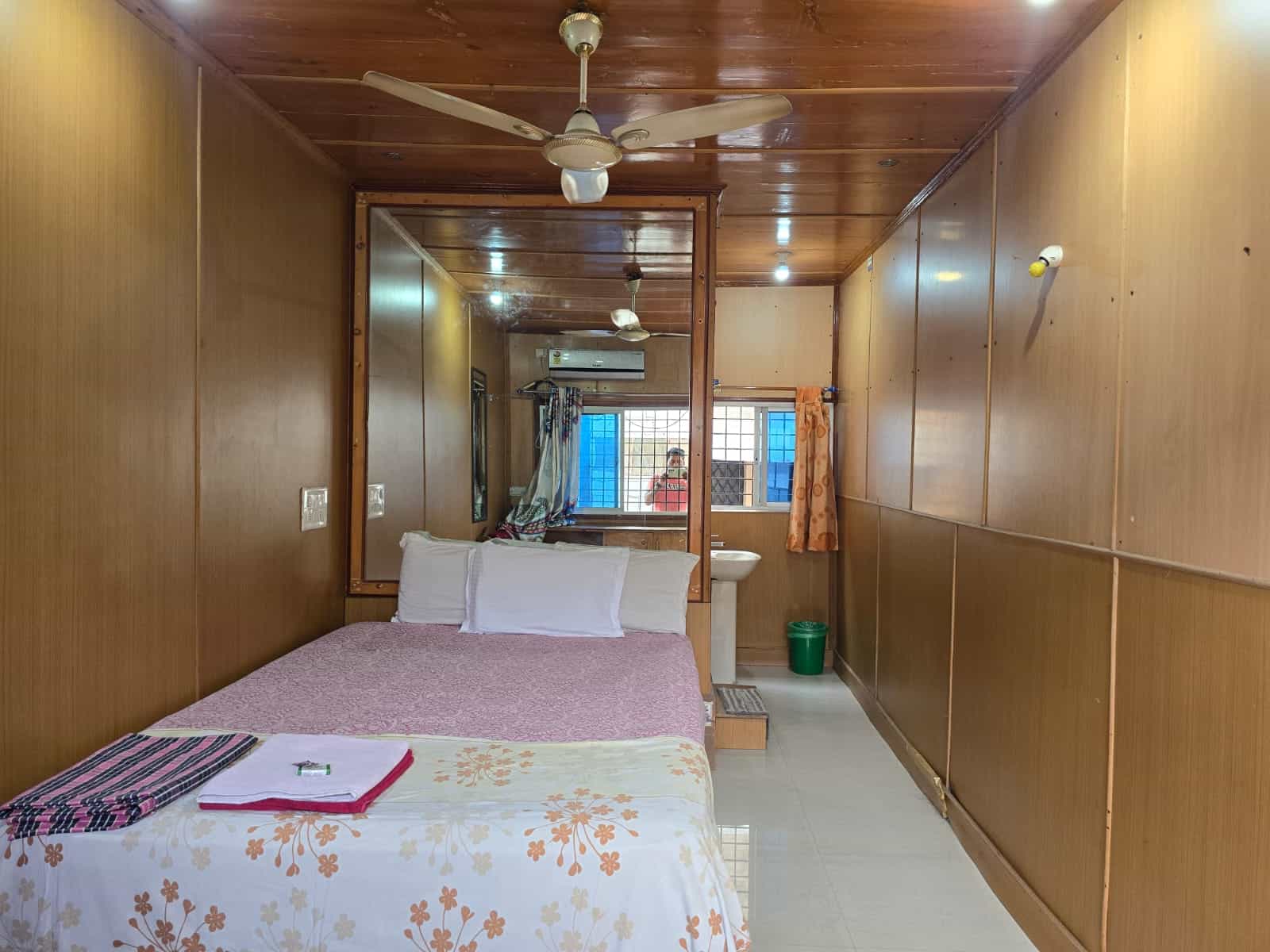 LAKSHMI HERITAGE TOURIST HOME הוסטלים זולים בהאמפי, הודו איסטקארד