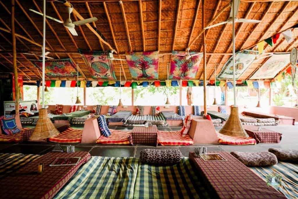 Waterfall guest house Hampi הוסטלים בהאמפי, הודו איסטקארד