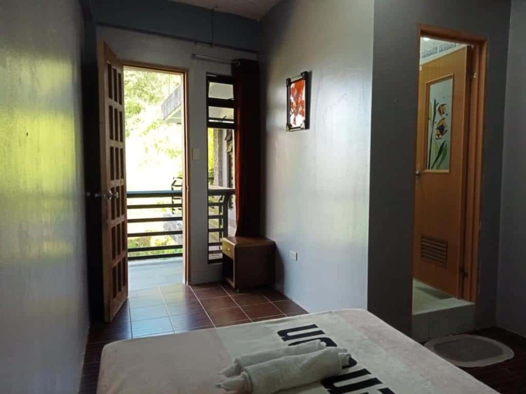 Banaue pink hostel הוסטלים שווים בבנוואי, פיליפנים איסטקארד.