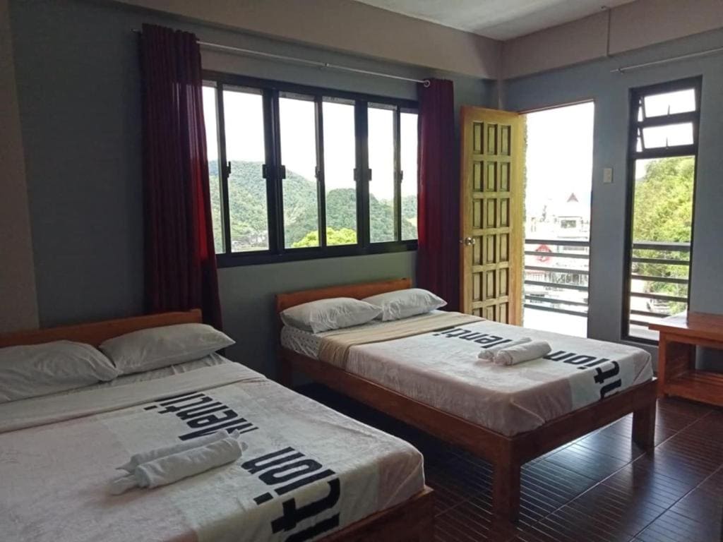 Banaue pink hostel הוסטלים שווים בבנוואי, פיליפנים איסטקארד.