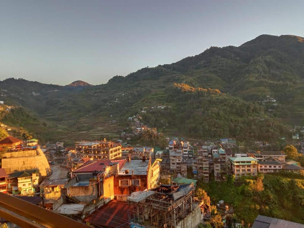 Banaue pink hostel הוסטלים שווים בבנוואי, פיליפנים איסטקארד.