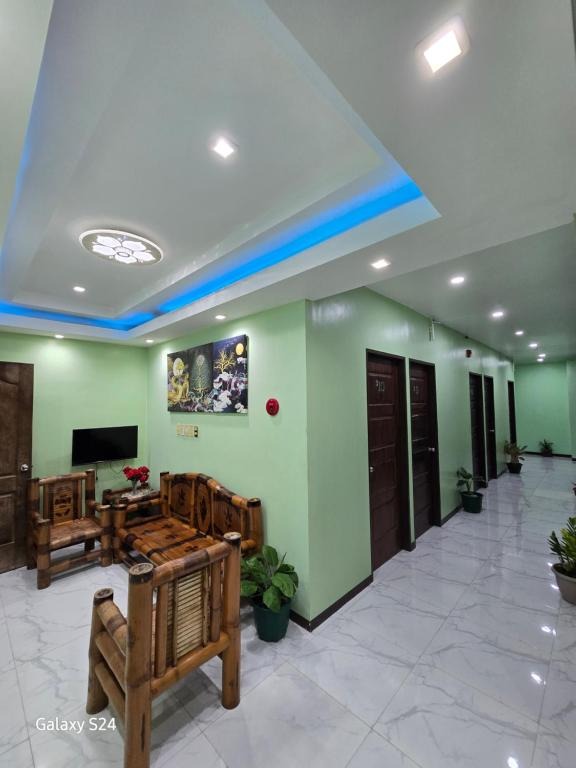 הוסטל בקורון, לינה בקורון, hostel coron, coron backpackers, פיליפינים קורון הוסטל- איסט קארד
